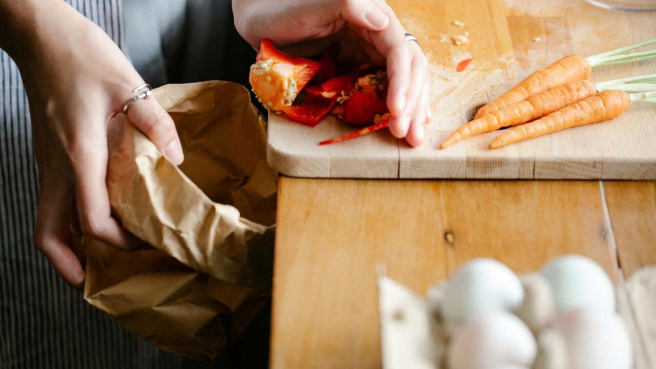 Pošventinis paradoksas: kodėl pilnas šaldytuvas atrodo tuščias jau sausio 2-ąją?