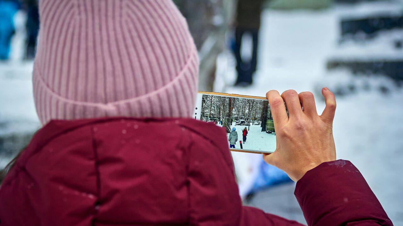 Žiemos išdaigos technologijoms: paaiškino, kaip šaltis veikia ryšį