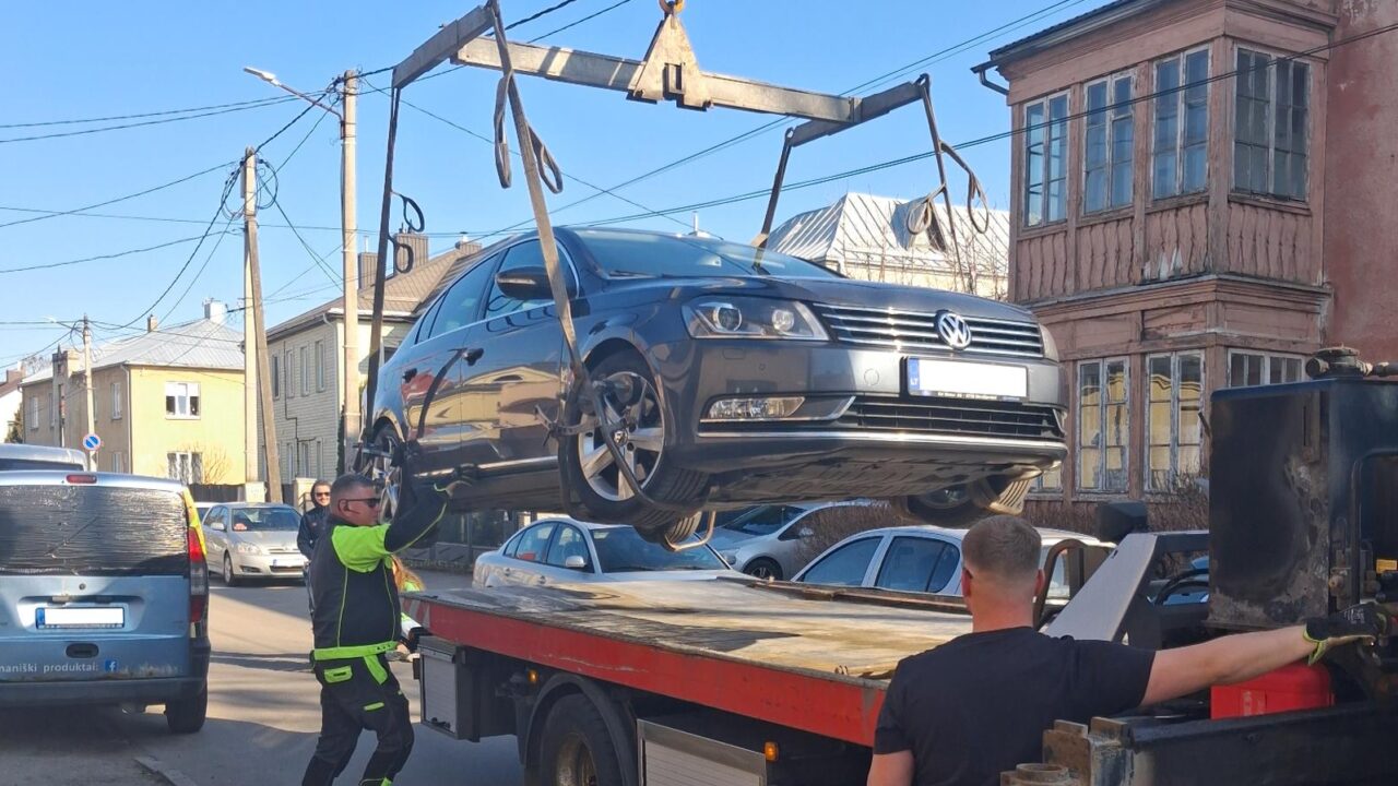 Detektyvai keliuose: sukčiai ieško būdų pasipelnyti sąžiningų vairuotojų sąskaita