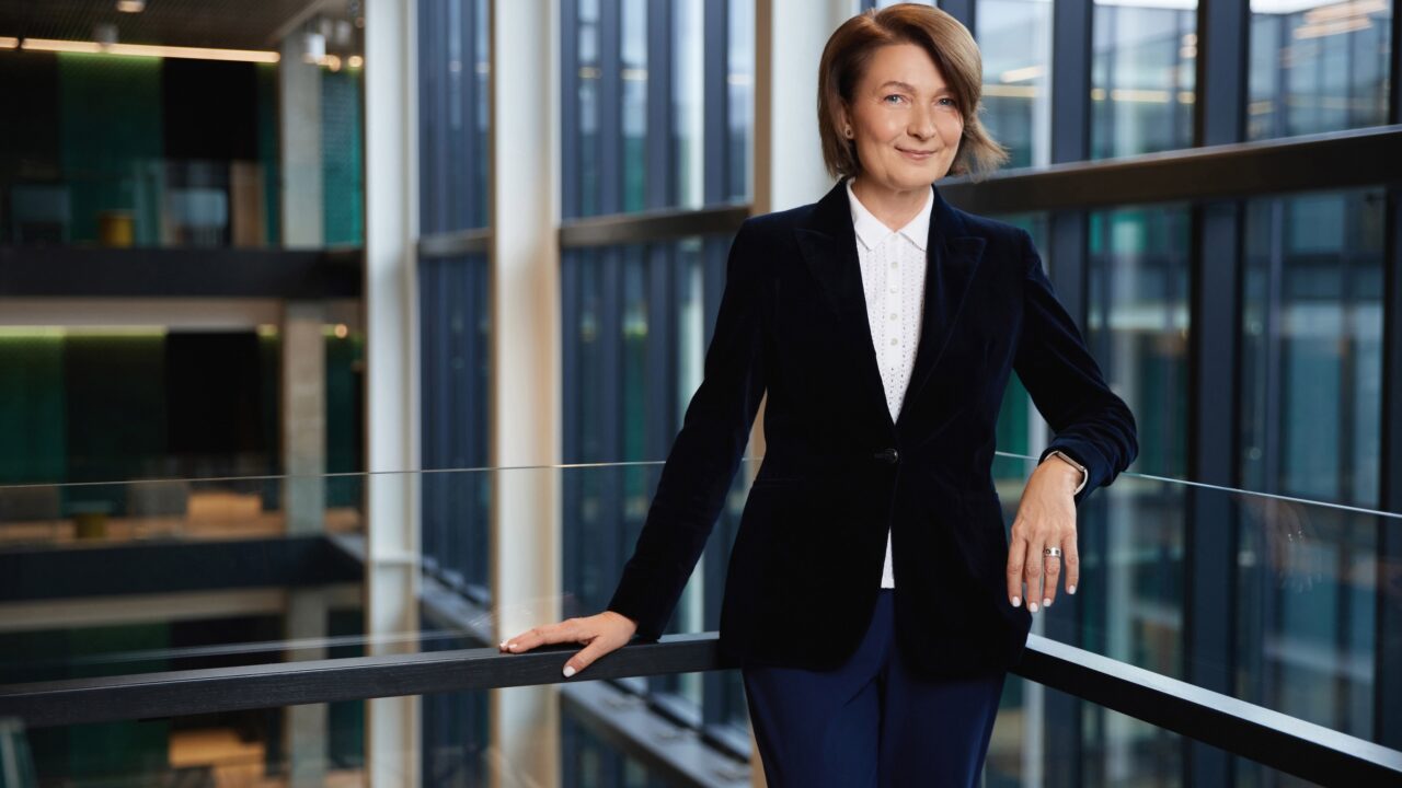 Į darbo pokalbį – su mama už parankės: tendencija, kuri populiarėja Lietuvoje