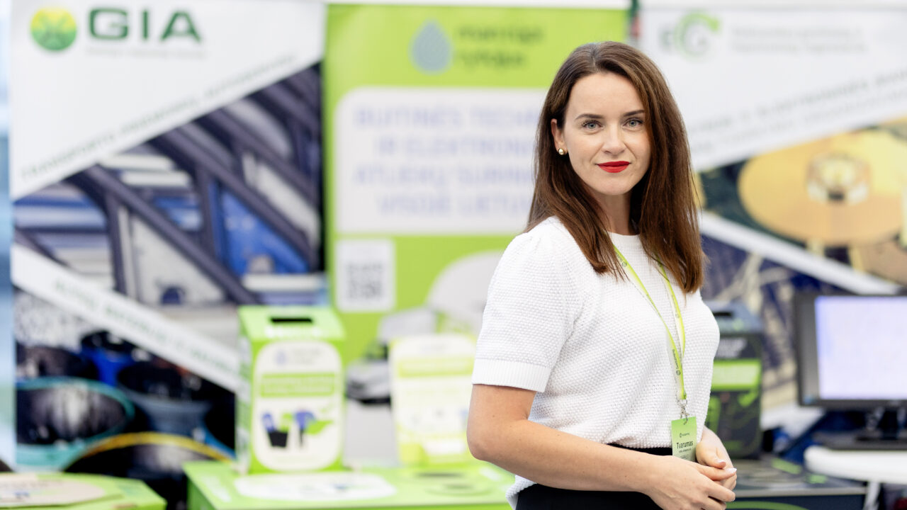 Paspirtukų sezonas grįžo: ekspertai įspėja apie augančią baterijų gaisrų riziką