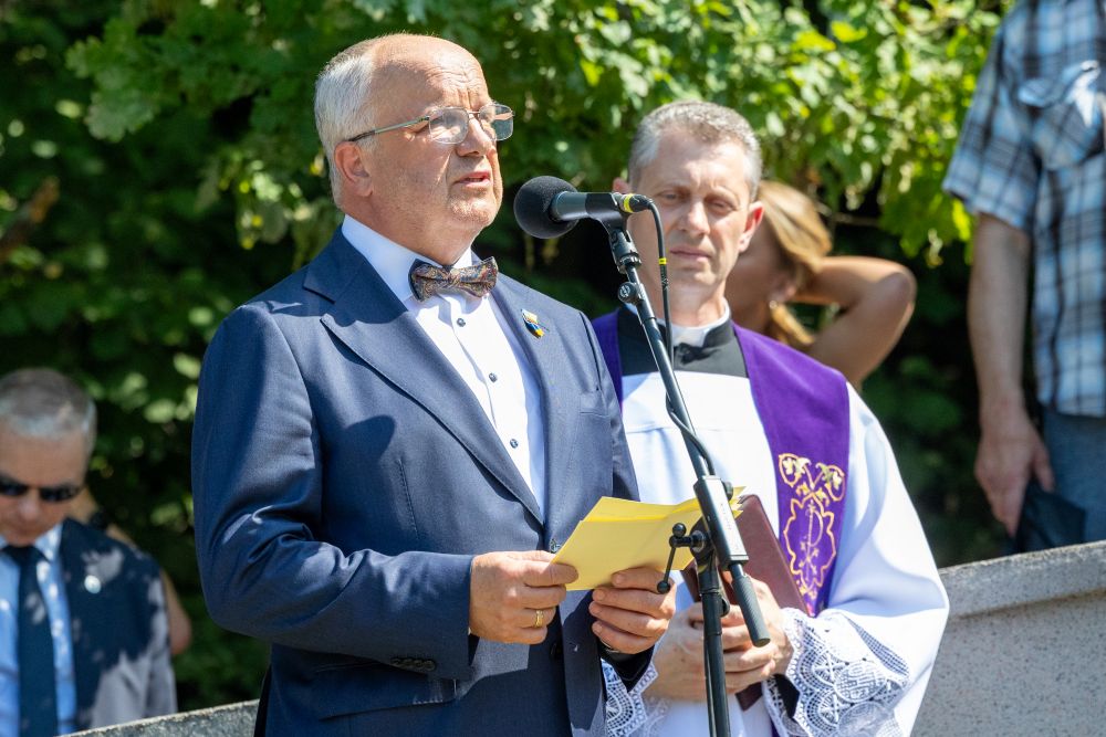 Seimo Pirmininko Juozo Oleko kalba išlydint profesorę Kazimierą Danutę Prunskienę kapinėse