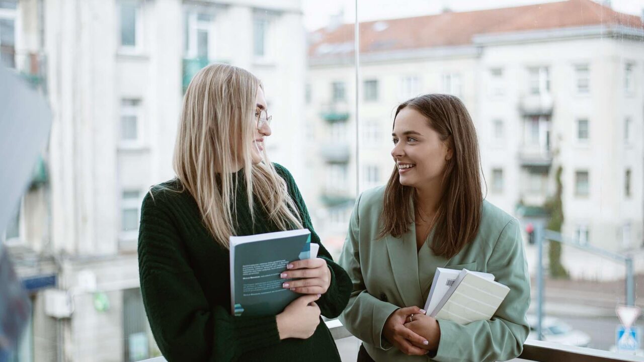 Ekspertai apie paradoksą: nors optimistai rečiau serga ir ilgiau gyvena, lietuviai tokiais būti nenori